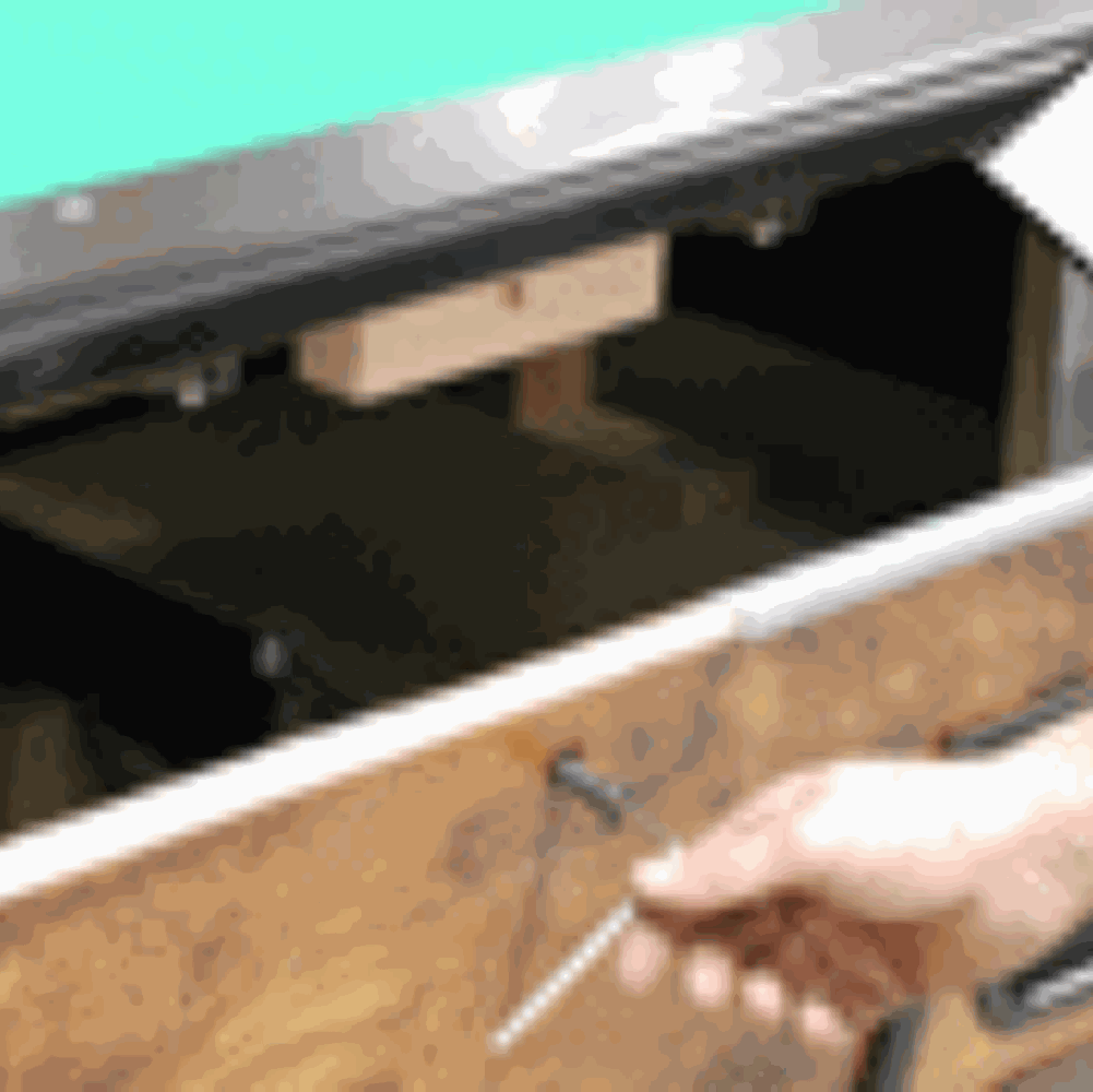 Hydraulic lifting system